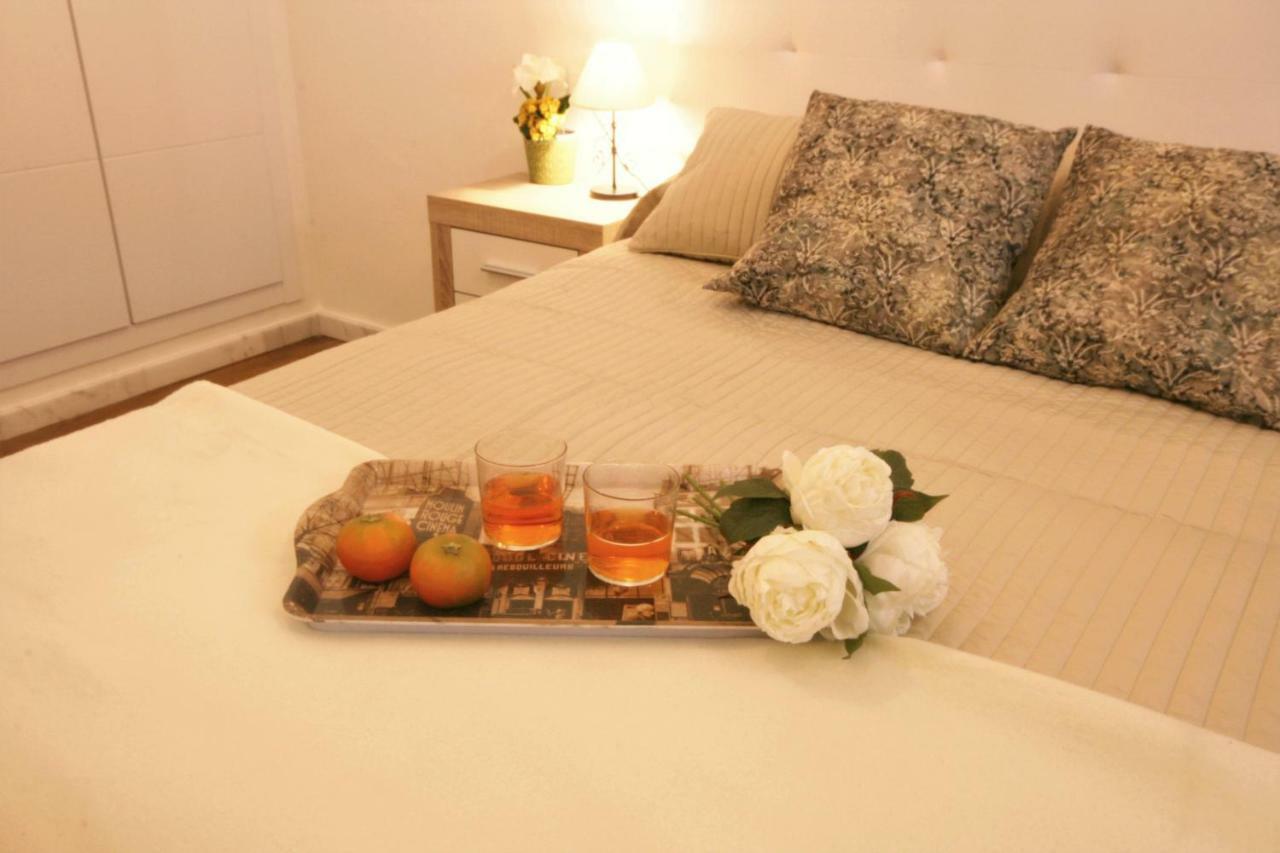 Apartamento Vacacional Carmona Apartment Екстериор снимка